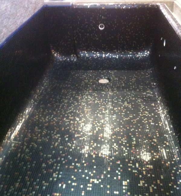 Dark colour small indoor pool, Epping